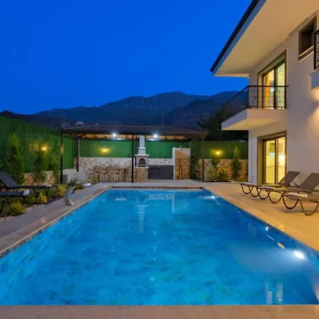 Mera 1 Villa
