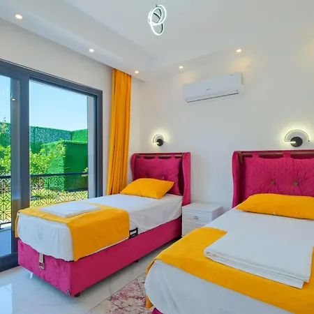 Villa Mera 1