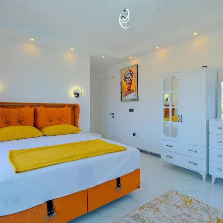 Villa Mera 1