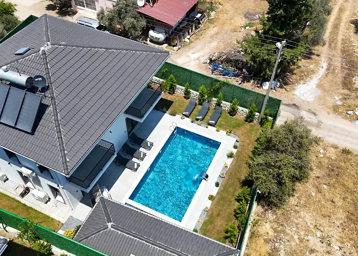 Villa Mera 1 *